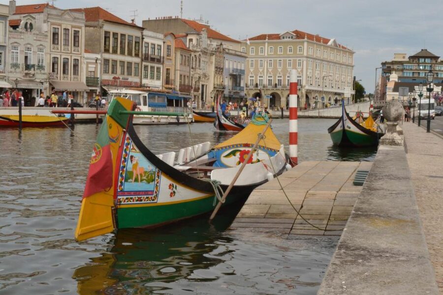 From Porto: Aveiro Half-Day Tour with 1-Hour Cruise - Why Aveiro makes a good half-day escape from Porto