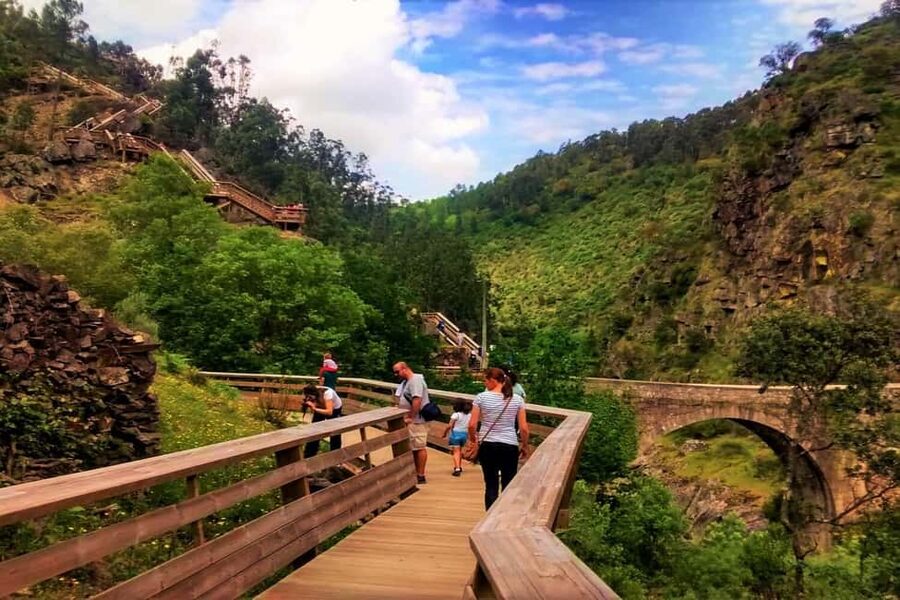 From Porto: Aveiro, Paiva Walkways and Arouca 516 Footbridge - Walking the Paiva Walkways for 5km