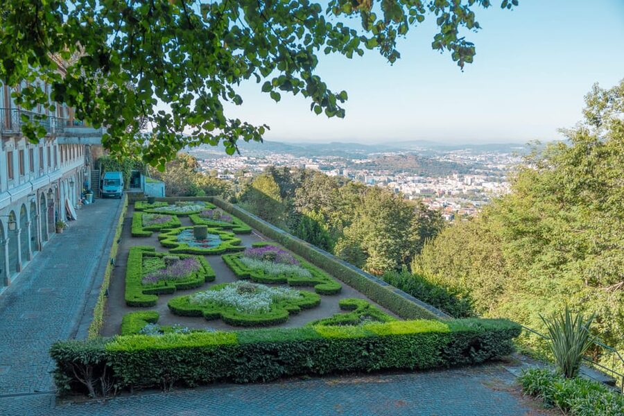 From Porto: Braga and Guimarães Full-Day Trip - Who should book this day trip?