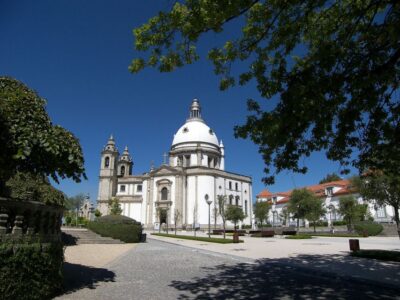 Braga and Guimarães Full-Day Trip with Lunch