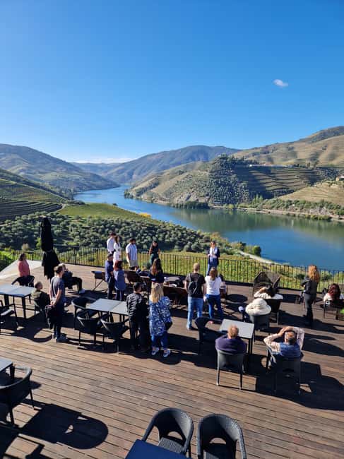 From Porto Day Douro Valley Wine Tour 2 Wine Tasting & Lunch - Why the Douro makes a worthwhile day trip from Porto