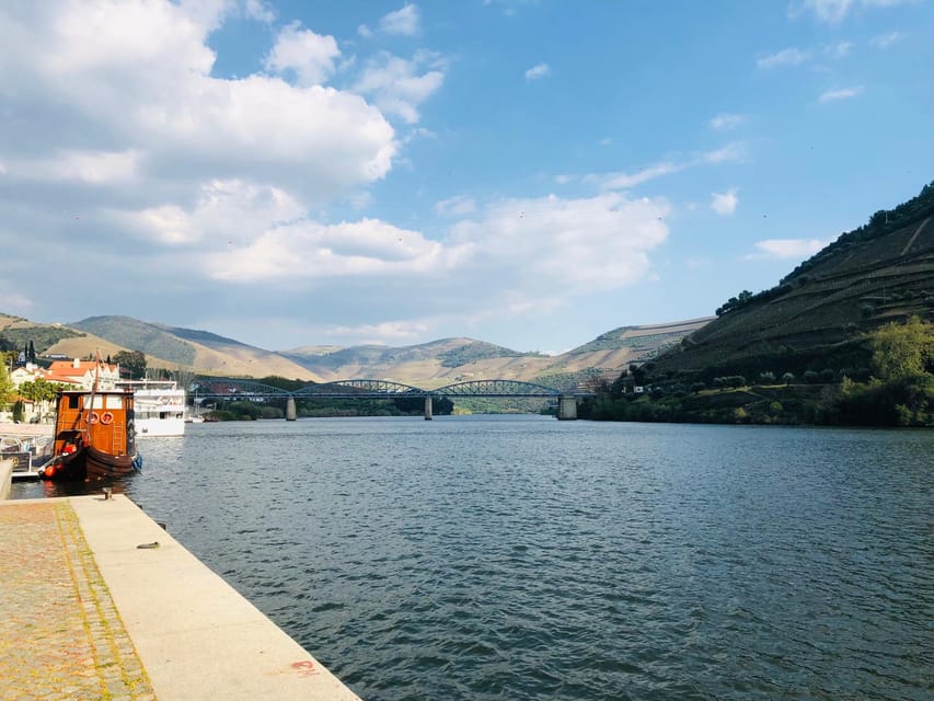 From Porto Day Douro Valley Wine Tour 2 Wine Tasting & Lunch - Passing Peso da Régua and returning to Porto