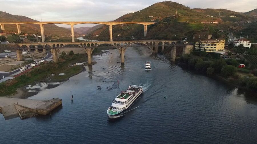From Porto: Douro River Cruise, Winery Visit & Lunch - What eight hours on the boat really means