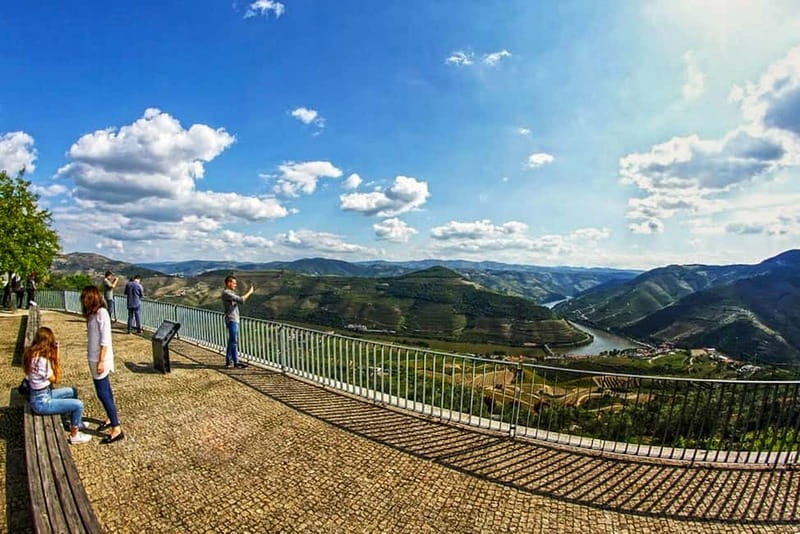 From Porto: Douro Valley with Wineries, Lunch and Boat Trip - Why this Porto day trip works