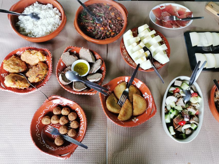 From Porto: Peneda-Gerês National Park Tour with Lunch - An old community village and a different way of life