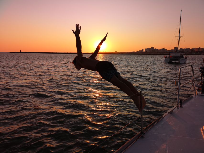 From Vilamoura: Sunset Tour on a Luxury Sailing Yacht - Finding the Best Spot for Sunset