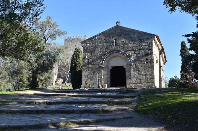 Full-Day Braga & Guimarães Guided Semi-Private Tour with Lunch from Porto - Guides, group size, and the human side of the day