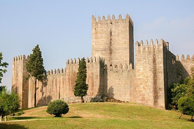 Full-Day Braga & Guimarães Guided Semi-Private Tour with Lunch from Porto - Lunch in Braga