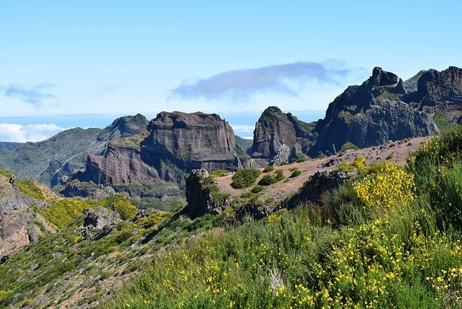 Full Day Jeep Safari East - Pico do Areeiro - Santana - Ponta de são Lourenço - What the 4x4 ride is really like