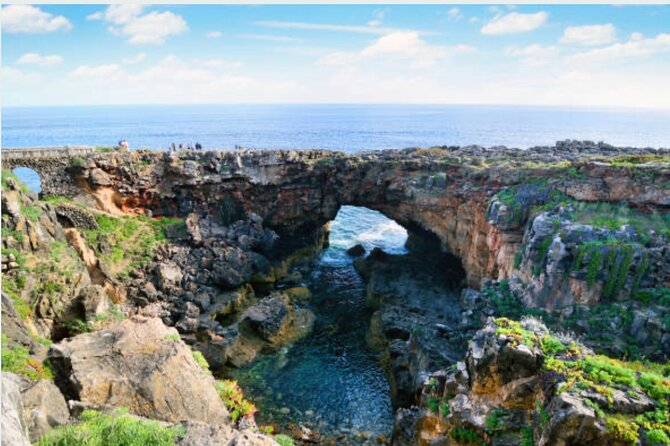 Full Day Tour: Sintra, Pena Palace, Cabo da Roca, Cascais - Pena Palace: the colorful centerpiece
