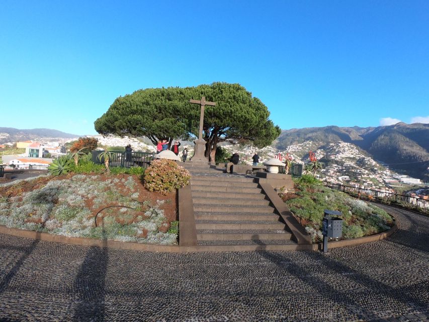 Funchal: Cabo Girão, Wines Tasting and Dolphins Watching - Boca da Corrida and the changing mountain views