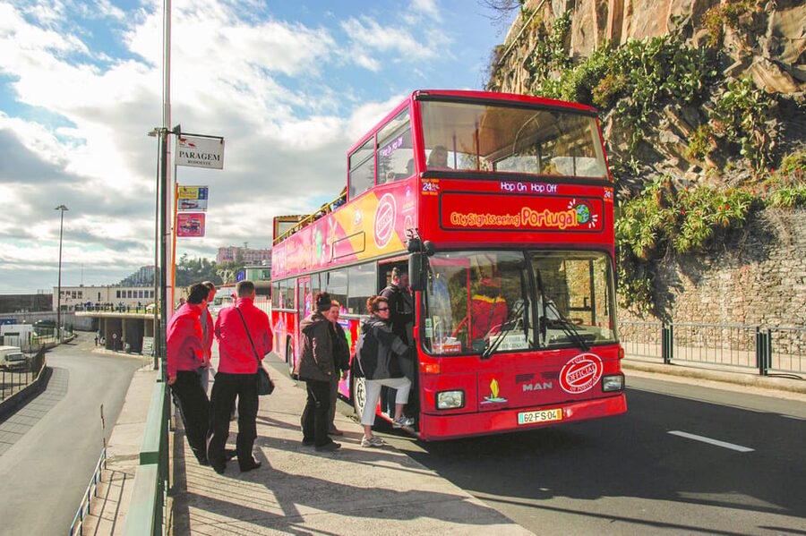 Funchal: City Sightseeing Hop-On Hop-Off Bus Tour - The red route, from Avenida do Mar to the western coast