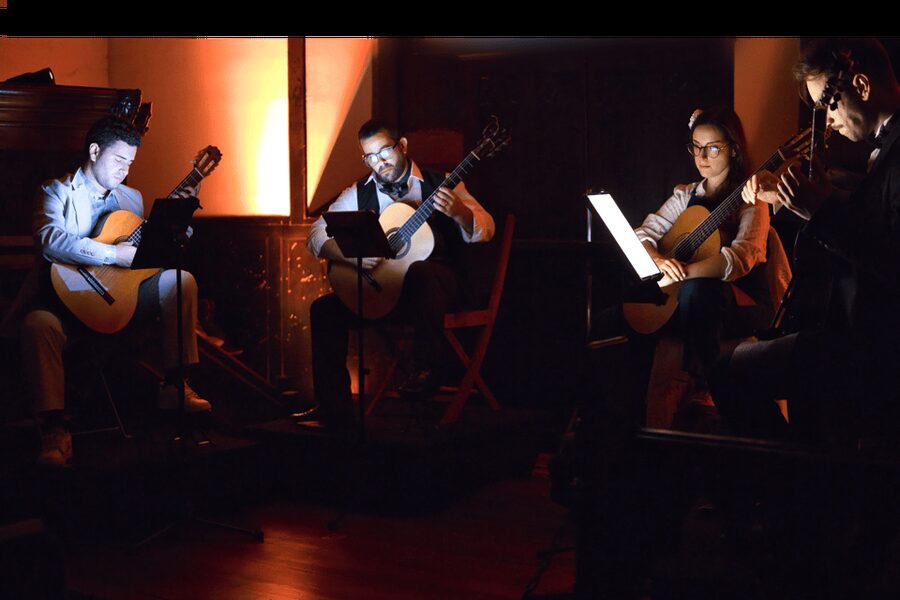Funchal: Funchal Guitar Quartet in Concert - Comfort, access, and small practical details