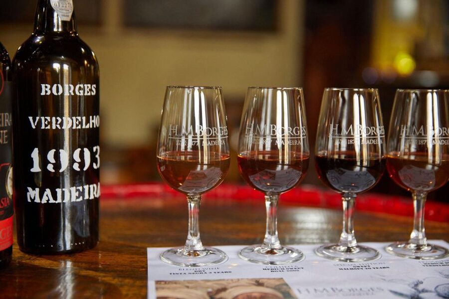Funchal: H.M. Borges Winery Guided Tour with Wine Tasting - What the wine may taste like
