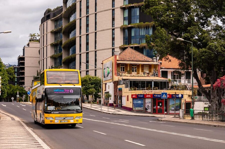 Funchal: Hop-On Hop-Off Bus Tour - Cabo Girão and the glass viewpoint