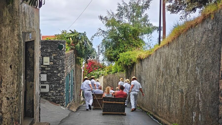 Funchal: Monte Toboggan and Old Town Tour by Tuk-Tuk - When weather or queues change the plan