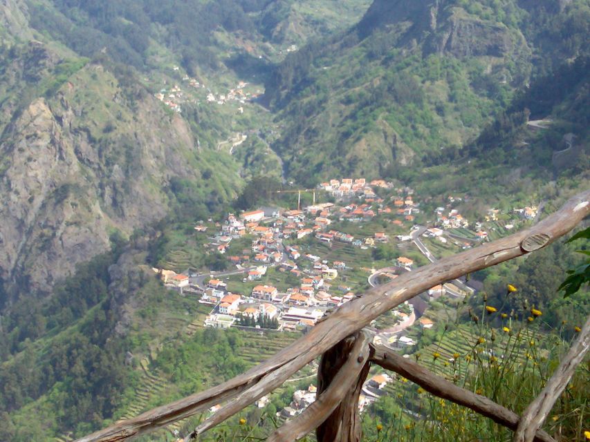 Funchal: Nuns Valley Half Day Tour - Two very different views of Madeira in three hours