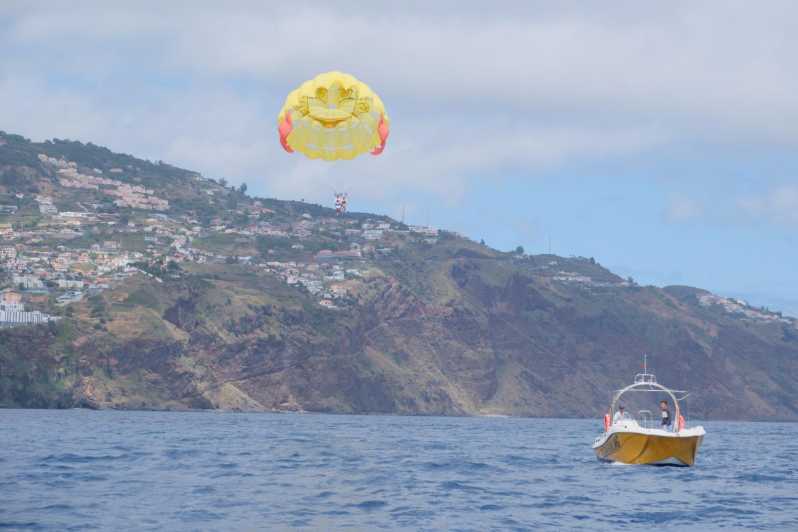Funchal: Parasailing Tour on the Coast of Madeira Island - What the 30-minute session feels like