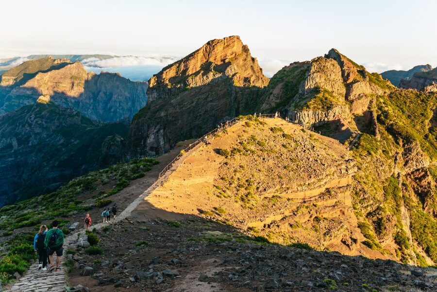 Funchal: Pico do Arieiro Sunrise Transfer Self-guided Hike - How the self-guided briefing works