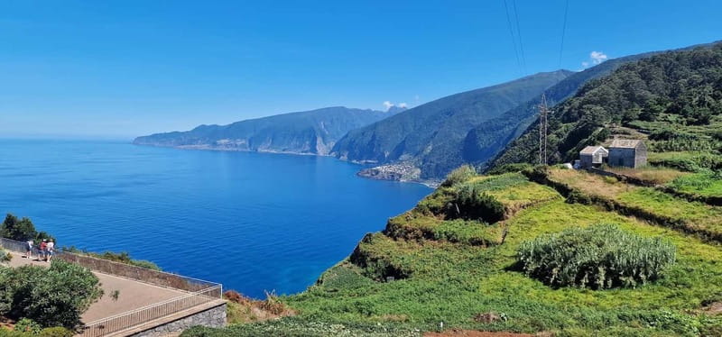 Funchal Private 4-Seater VIP Mercedes / 8-Seater Minibus - Lunch, entry fees, and the real cost