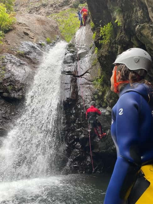 Go Explore Canyoning Level 2 (Nun's Valley) . - The guides and the safety approach