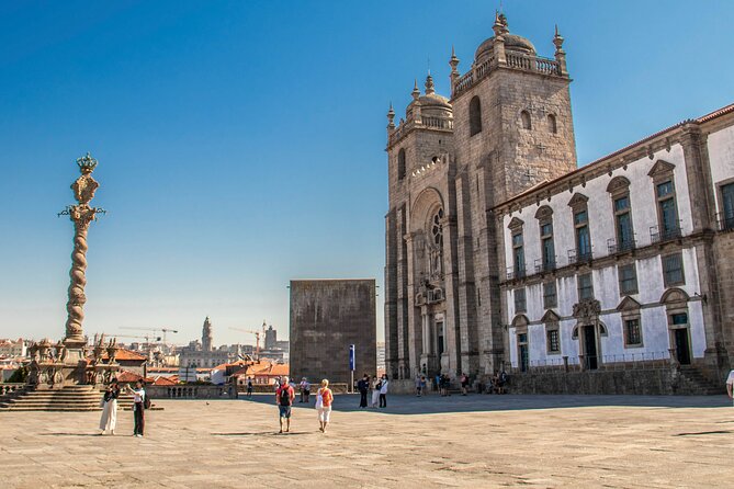 Historic Porto by Private Electric Tuk Tuk to Top Landmarks - What this Porto tuk-tuk tour is really for