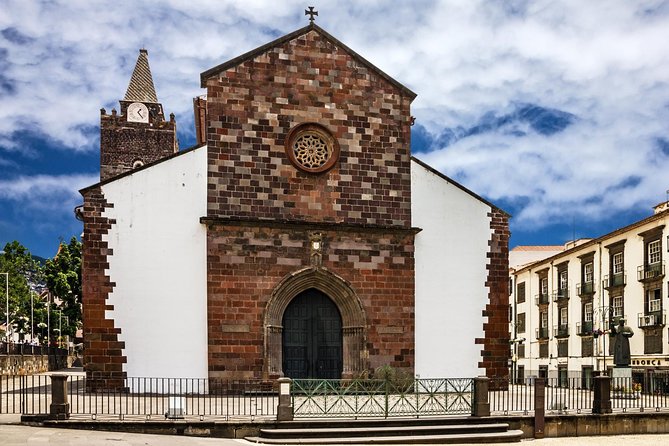 Hop-on Hop-off Bus Tour and Catamaran Whale & Dolphin Watching - Why this bus-and-boat combination works in Funchal