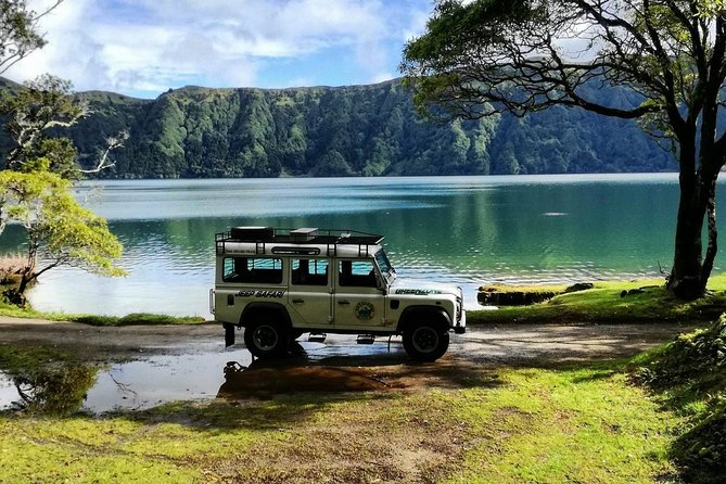 Jeep Tour Full Day Sete Cidades & Lagoa do Fogo with lunch and drinks included. - Pico da Barrosa gives you a second high point