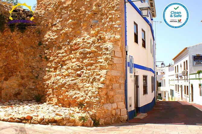 Jeep Tour of the City and Coast of Albufeira - Albufeira Marina and its lighthouse