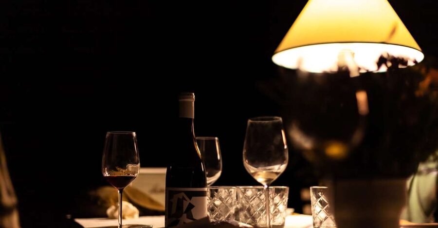 Lagoa: 2.5-Hour Vineyard Dinner with Winetasting - An old olive tree and Algarve wine country