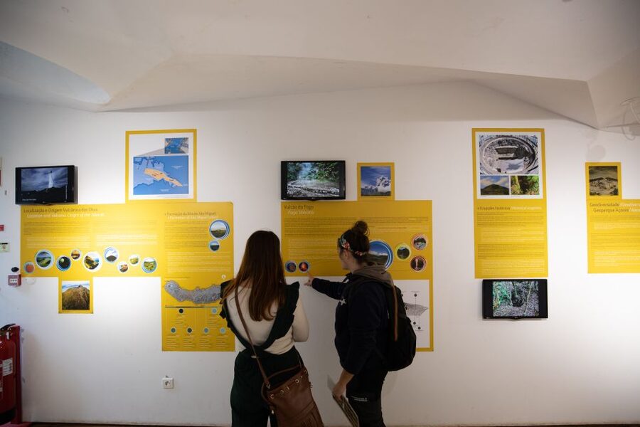 Lagoa do Fogo: Guided Volcano Geo Tour w/ Hotsprings Bathing - Key points at a glance