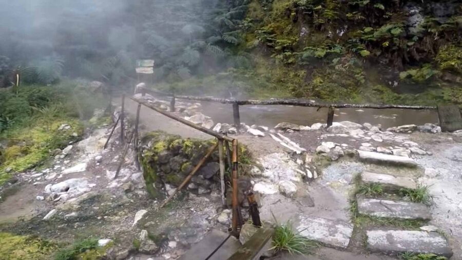 Lagoa do Fogo: Guided Volcano Geo Tour w/ Hotsprings Bathing - Caldeira Velha or Salto do Cabrito