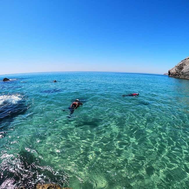 Lagos: Algarve Coasteering and Snorkeling Adventure - Why the scenery feels different from a beach day