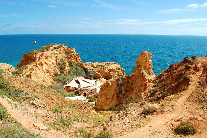 Lagos and Carvoeiro Premium - Shared small group > VTours Algarve - Carvoeiro boardwalk and chapel above the beach