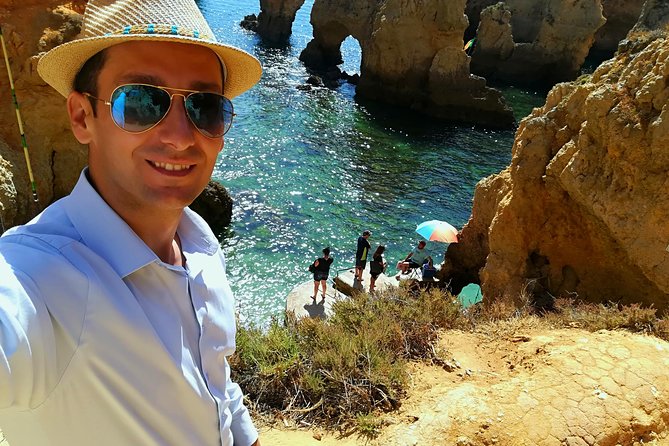 Lagos and Sagres Premium - Shared small group > VTours Algarve - Sagres lunch and the story of Portuguese exploration