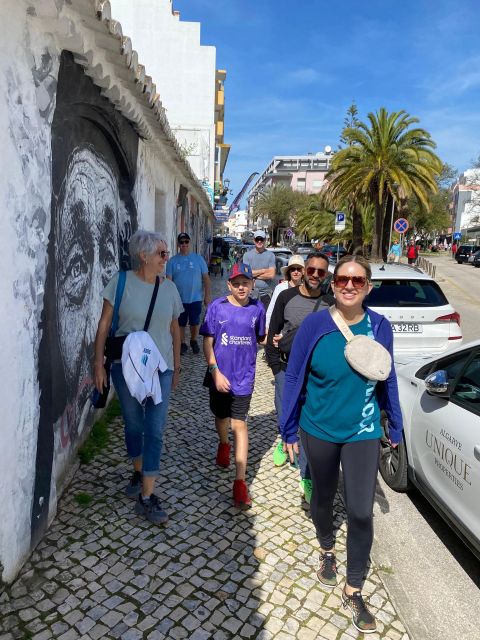 Lagos: Guided Walking Tour with Brodie from Australia - What the teaching style feels like