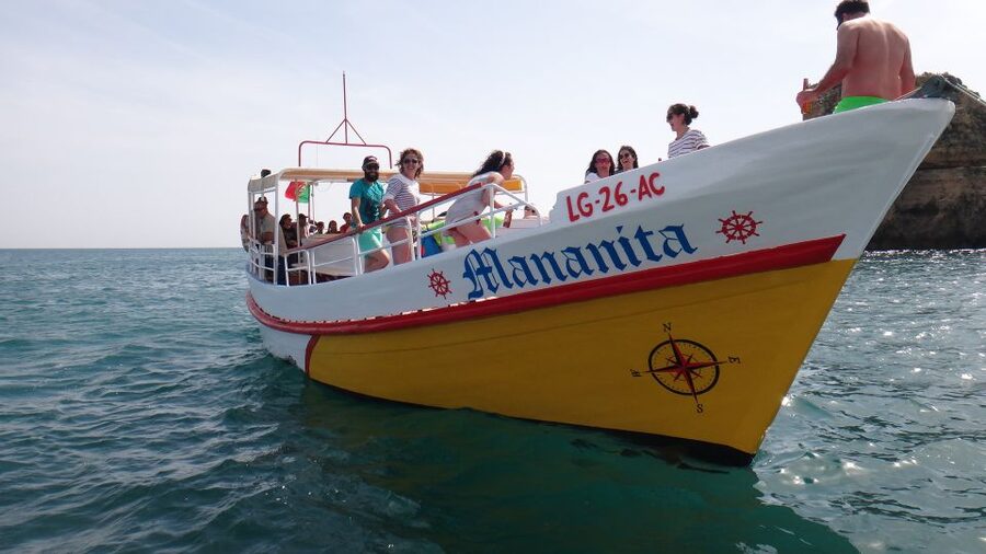 Lagos: Ponta da Piedade Cave and Coastal Tour - Getting close to the caves by smaller boat