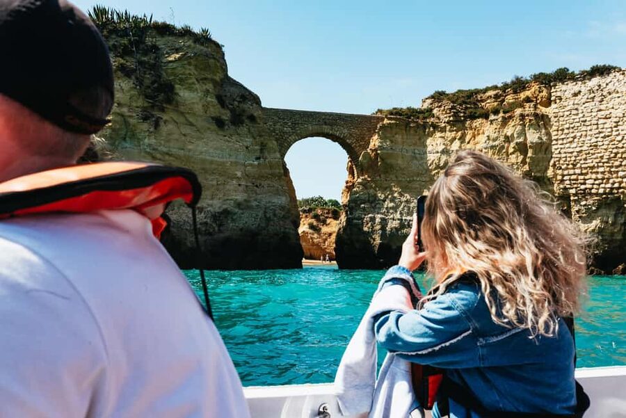 Lagos: Ponta da Piedade Coastline Boat Cruise - Batata Beach and the first coastal views