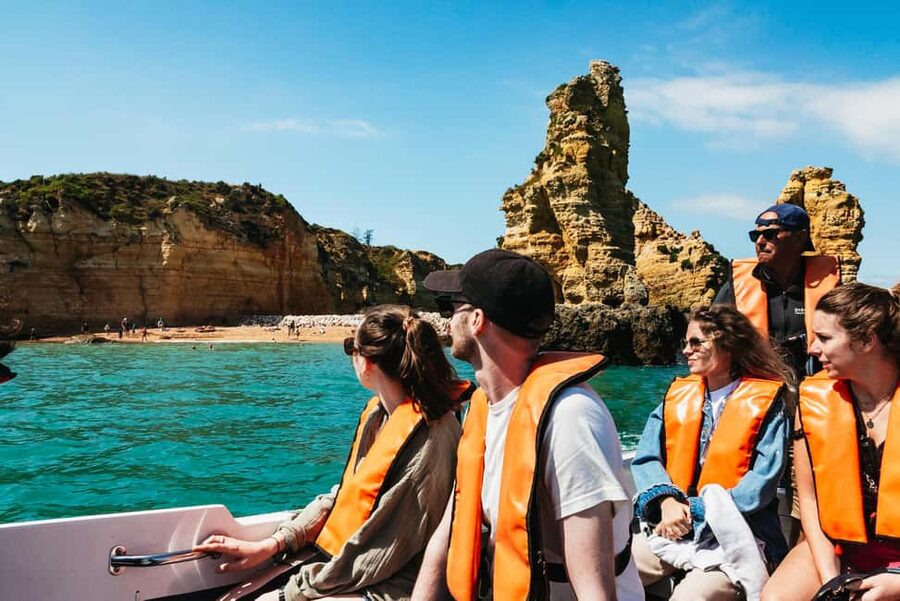 Lagos: Ponta da Piedade Coastline Boat Cruise - What the guide adds to the ride