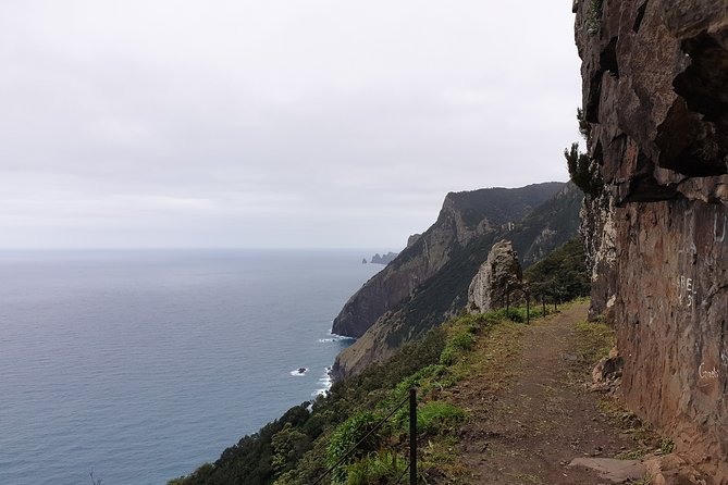 Larano Walking Tour - Walking Madeira’s southeast coast on Vereda do Larano