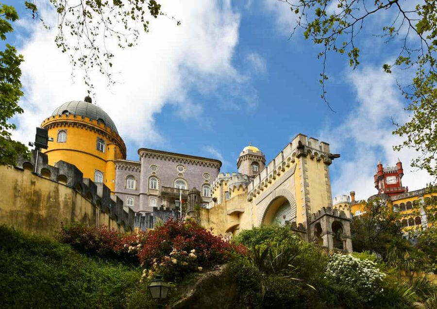 Lisboa: Sintra, Pena Palace, Cabo da Roca Coast and Cascais - Cascais: lunch, old streets, and royal connections