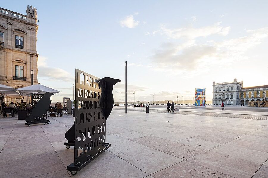 Lisboa Story Centre: 1-Day Admission Ticket - Audio guides keep the route clear