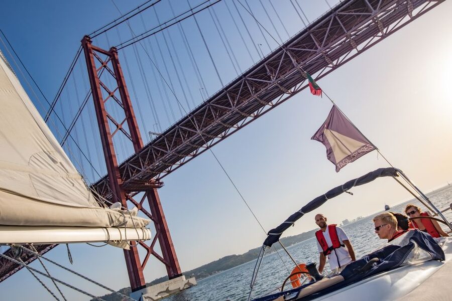 Lisbon: 1 or 2-Hour Cruise along the Tagus River - Who will enjoy this cruise most