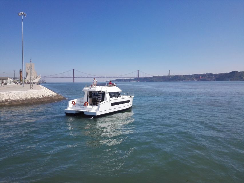 Lisbon: 1 or 2-Hour Cruise along the Tagus River - From Belém to Terreiro do Paço