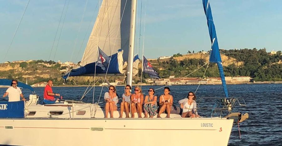 Lisbon 2-Hour River Cruise - Who will enjoy this cruise most