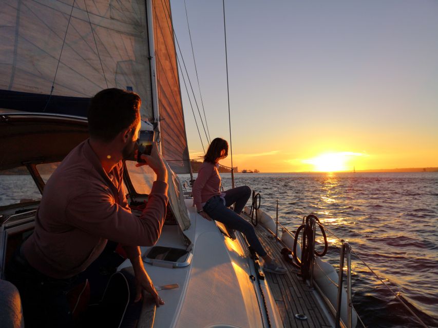 Lisbon: 2-Hour Sunset Sailing Tour on Luxury Sailing Yacht - Boarding near the Discoveries Monument