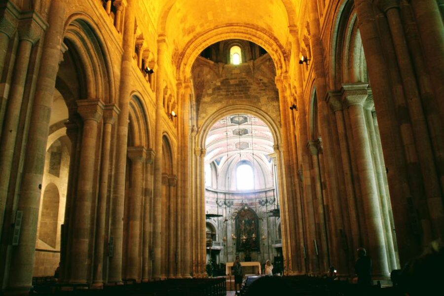 Lisbon: 3-Hour Sightseeing Tour by Tuk-Tuk - Alfama and the old streets