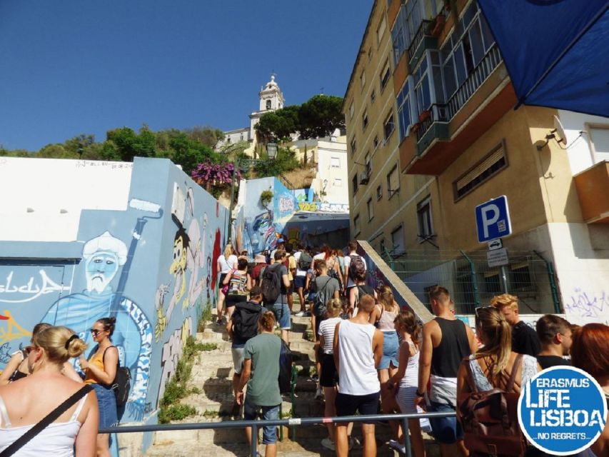 Lisbon 3-Hour Street Art Tour - Social messages, political ideas, and Portuguese memory