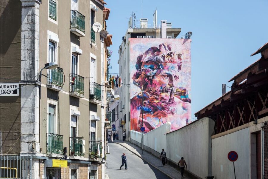 Lisbon: 3-Hour Street Art Tuk Tuk Tour - What the three-hour format feels like