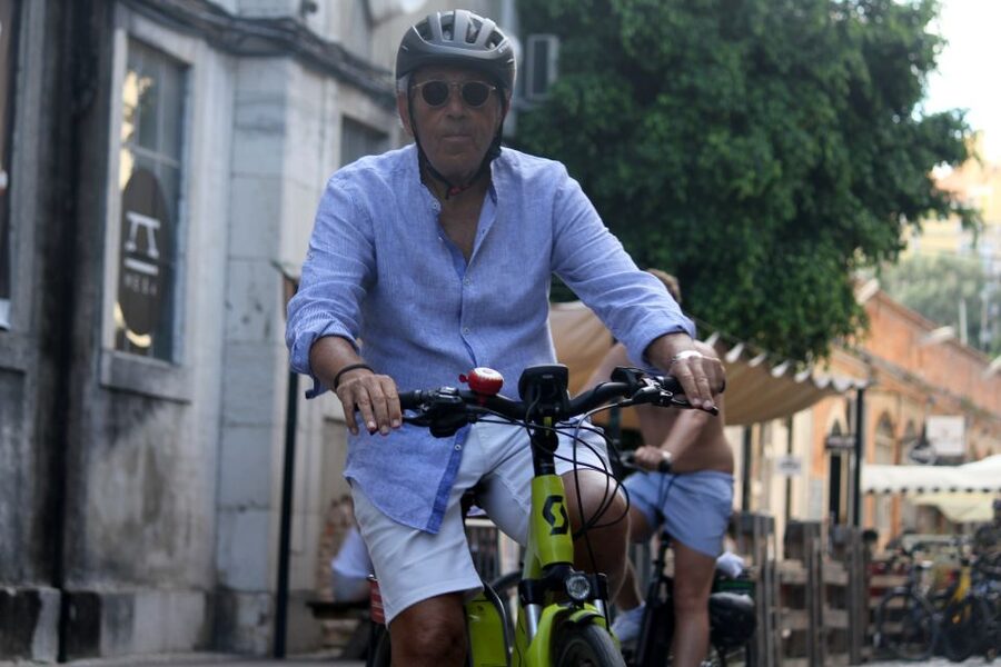 Lisbon: 3-Hour Tour by E-Bike - Finishing at Praça do Comércio